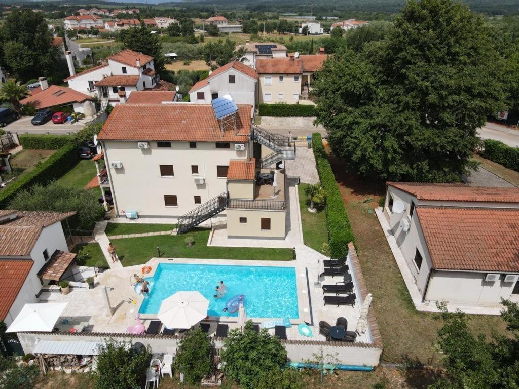 Apartments Pilic Rosini 外观 照片