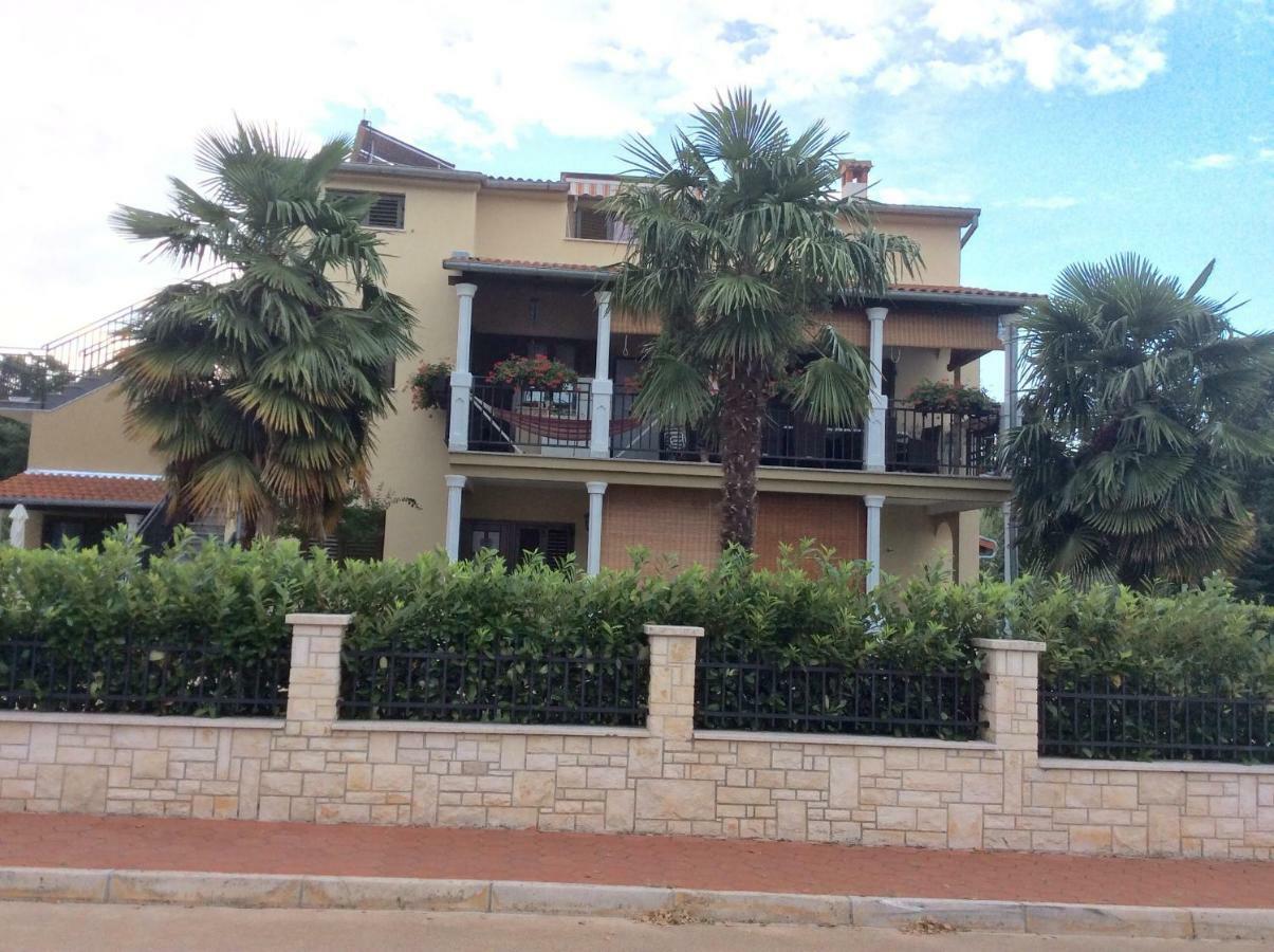 Apartments Pilic Rosini 外观 照片